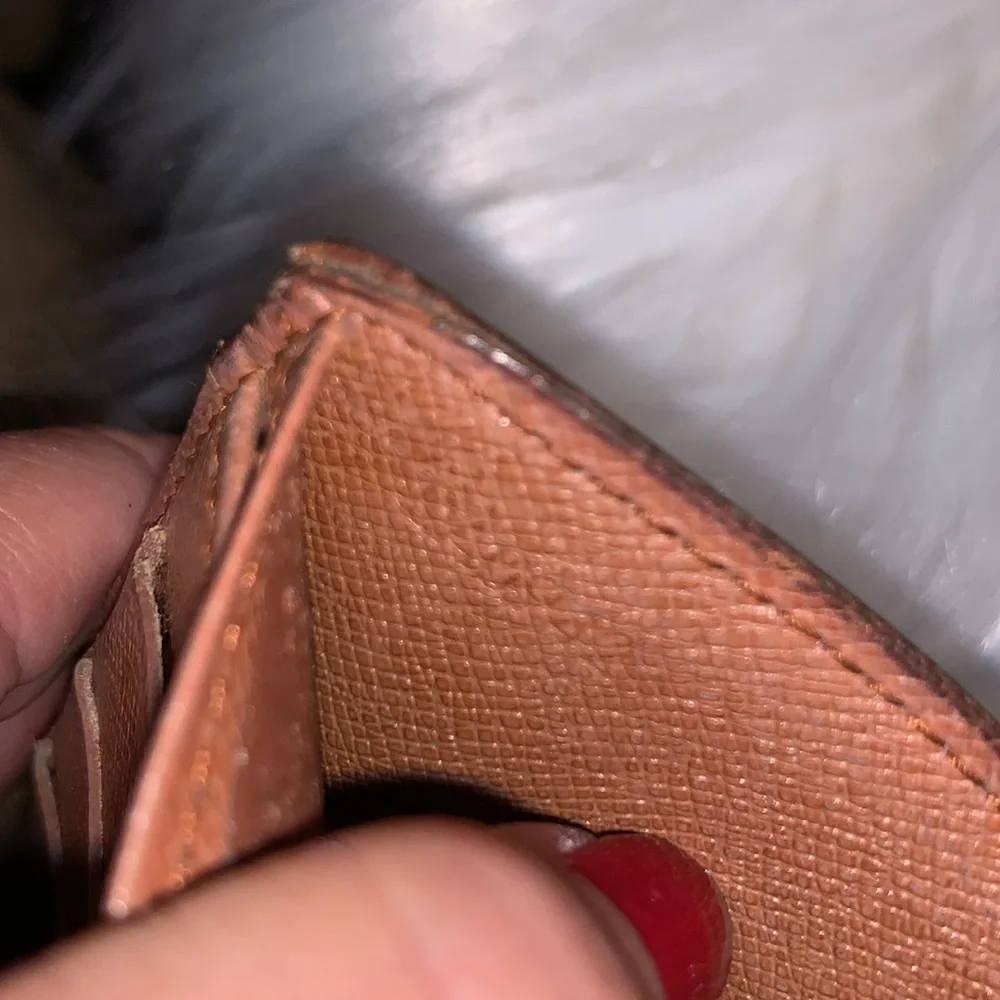 LV Authentic Men’s Bi- fold wallet (code#CA0942 (project wallet) - Picture 12 of 12